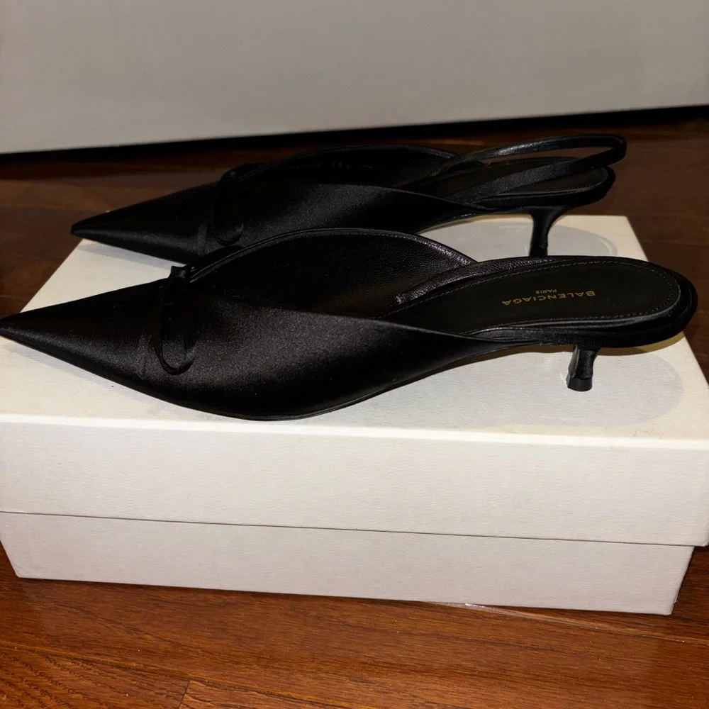 Balenciaga Black Pointed Toe Slingback Heels - Picture 2 of 4